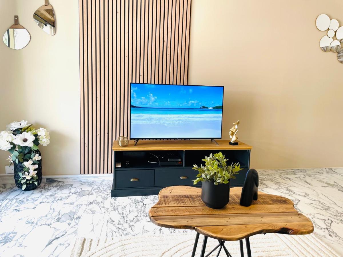 New Apartment At 150M From The Beaches Easy Check In Жуан-Ле-Пин Екстериор снимка